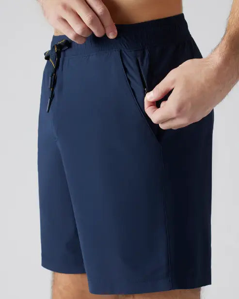 Rhône 7” Pursuit Short The Rooted Soul Wellness Co.